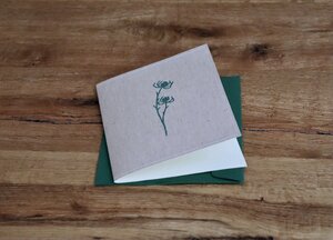 Handbedruckte Stoff-Grußkarte "Grüne Blume" mit Briefumschlag - luscinia