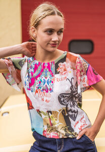 Art-Print Shirt aus Viskose (LENZING ECOVERO) | Art Shirt - Alma & Lovis