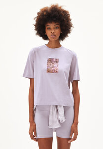LAYAA CORAL - Damen T-Shirt aus Bio-Baumwolle - ARMEDANGELS