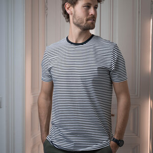 Vlo - Gestreiftes T-Shirt aus Biobaumwolle, Weiß/Schwarz & Beige/Weiß - Vresh Clothing
