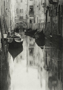 Wandbild / Kunstdruck / Poster / Leinwand - Alfred Stieglitz: Venezianischer Kanal - Photocircle