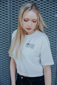 Small Waves Women Cropped Top T-Shirt aus Bio-Baumwolle - ilovemixtapes