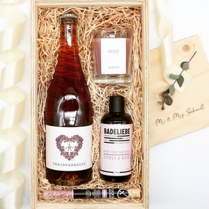 Geschenkbox mit Namensgravur | Geschenkset Rosé & Brause Box - Alkoholfreier Sekt (XL) - givtback