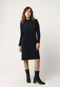 Basic Feinstrick Kleid HARLEEN | von MELA | Fairtrade & GOTS zertifiziert - MELA