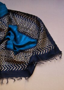Handgewebter Schal aus Bio Seide - Türkis - Raani