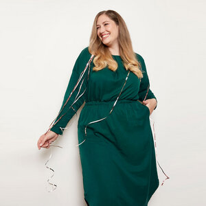 HANKA Kleid in Waldgrün aus TENCEL® Lyocell - WiDDA berlin