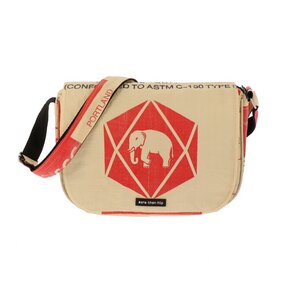 Handtasche aus recycelten Zementsäcken Qinisa - MoreThanHip
