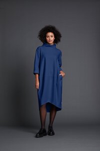 Kleid Kiana aus Wollwalk (durch Kalandrieren glattere Oberfläche) - Elemente Clemente