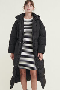 Veganer Puffermantel - Dagmar Coat - aus recyceltem Polyester - Basic Apparel