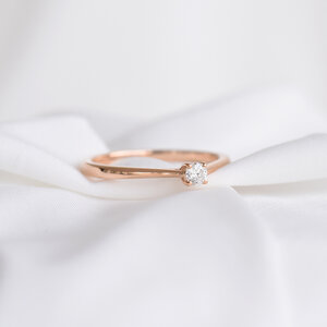 Goldener Ring mit Lab Grown Diamant Emilija - Eppi