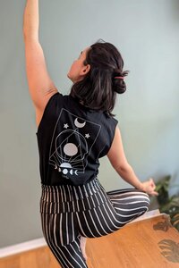 Yoga Shirt | TRUST THE UNIVERSE - OMlala
