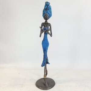Bronze-Skulptur "Femme avec livre" by Issouf | 15/25/35cm | Unikate - Moogoo Creative Africa
