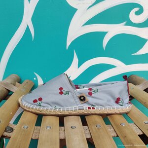 Espadrilles 'HAPPINESS' (Cherry) - REFISHED fair fashion