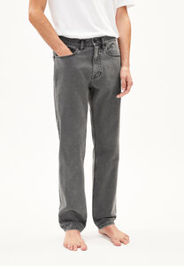 DYLAANO - Herren Straight Fit Denim aus recycelter Baumwolle - ARMEDANGELS