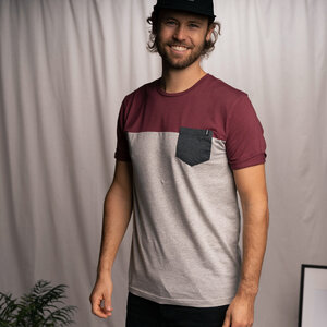 Verdy - Halfbase T-Shirt aus Biobaumwoll-Mix, Bordeaux/Grau - Vresh Clothing