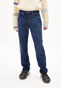 DYLAANO - Herren Straight Fit Denim aus recycelter Baumwolle - ARMEDANGELS