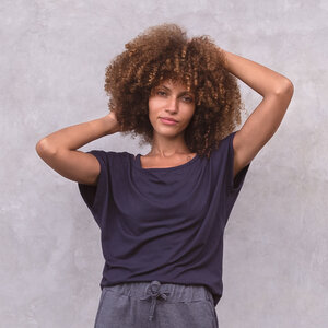 SMILLA Tencel - Damen - lockeres Shirt für Yoga und Freizeit aus Tencel-Baumwoll-Mix - Jaya