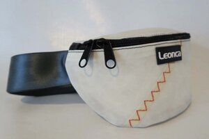 Hip Bag aus Segel in 3 Größen - Leonca