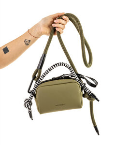 Crossbody Kameratasche Handtasche mit zwei Seilriemenaus recycelt Mikrofaser| Women| Vegan| - DISTYLED