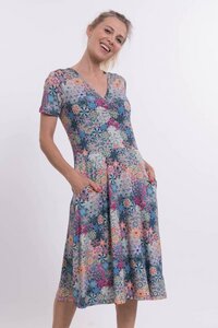 Kleid aus Viskose (Lenzing ECOVERO) D-11045 - Chapati Design