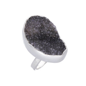 Silber Ring schwarzer Amethyst Fair-Trade und handmade - pakilia