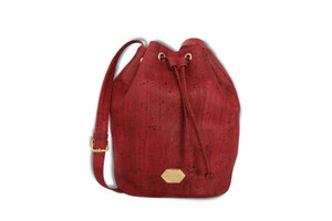 Korktasche Bucket Bag - Handtasche aus Kork in Red Grape (rot) - MATES OF NATURE