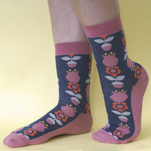 Tulpen Socke blau rosa, bunt gemustert - Fräulein Prusselise