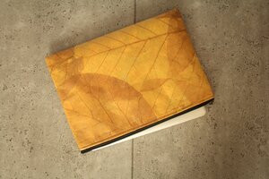 Laptop Hülle 13 " - 14 " Zoll, handgefertigt aus laminierten Blättern in gelb - BY COPALA