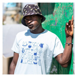 Herren Print T-Shirt aus Bio-Baumwolle JIKONI. Handmade in Kenya - Kipepeo-Clothing