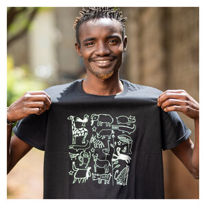 Herren Print T-Shirt aus Bio-Baumwolle SERENGETI Schwarz - Kipepeo-Clothing