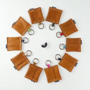Minimalistischer Airtag Schlüsselanhänger aus Leder  - matilda k. manufaktur