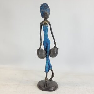 Bronze-Skulptur "Frau mit Amphoren" | 38cm | Unikate - Moogoo Creative Africa