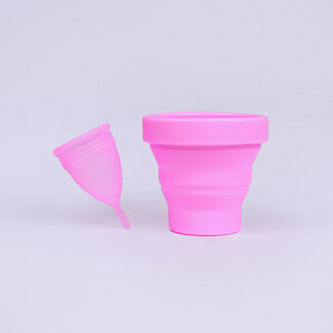Menstruationstasse mit Sterilisationsbehälter - ohne Biozide - Taynie Premium Period Cup - Taynie