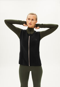 AARLENAA - Damen Activewear Sweatjacke Loose Fit aus Bio-Baumwolle - ARMEDANGELS