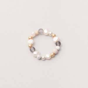 Ring 'winter pearl' mit Süsswasserperlen und Halbedelsteinen - fejn jewelry