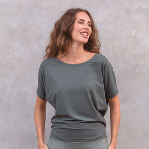 MARIA- Damen - lockeres Shirt für Yoga und Freizeit - Jaya
