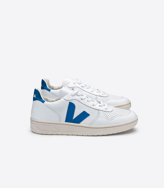 veja v10 sneakers white